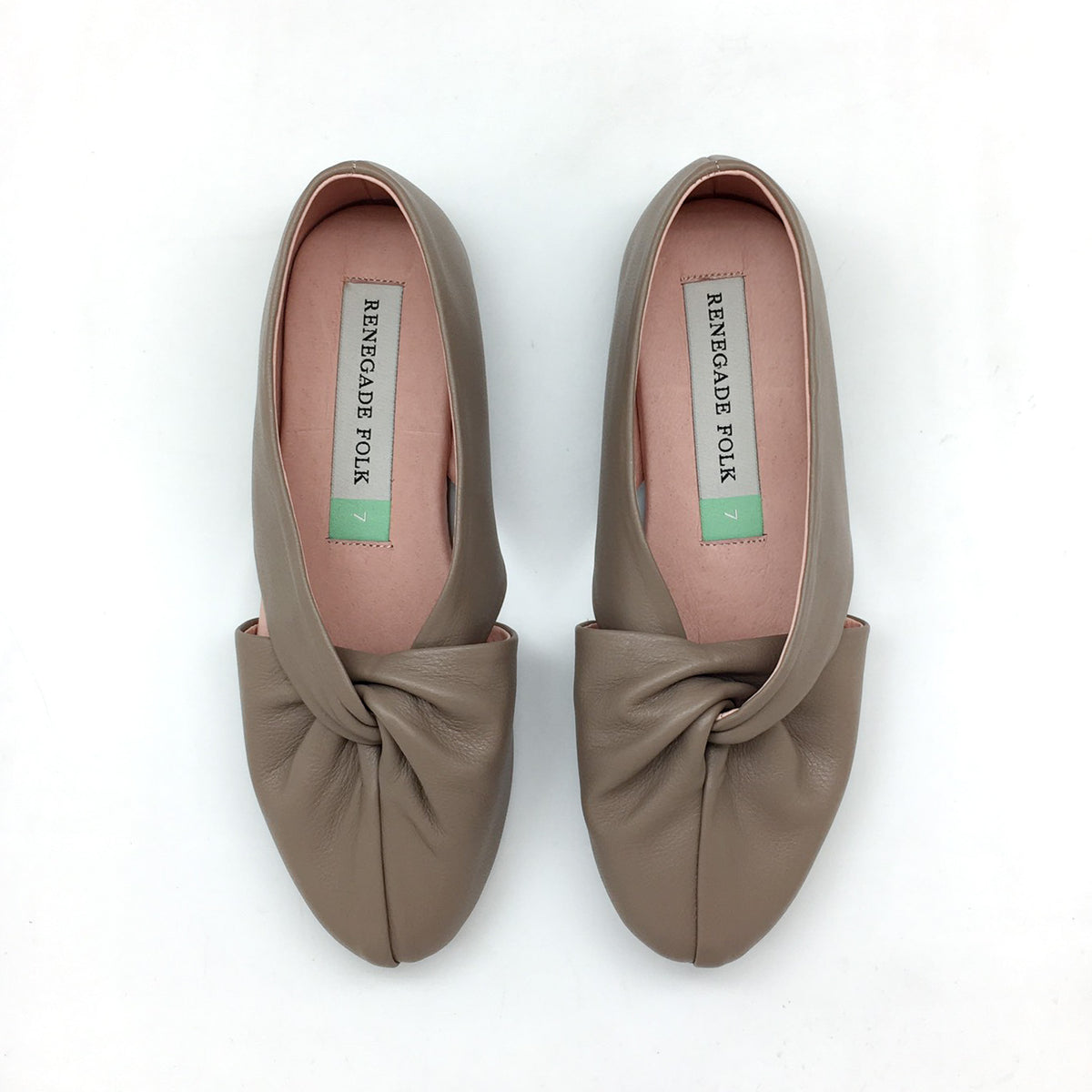 Knotted Flats