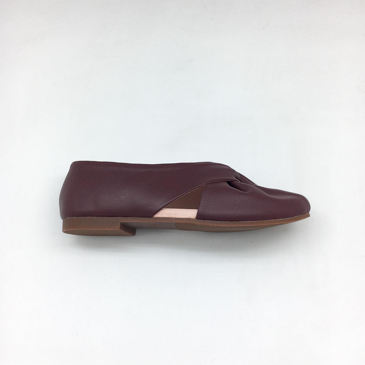 Knotted Flats