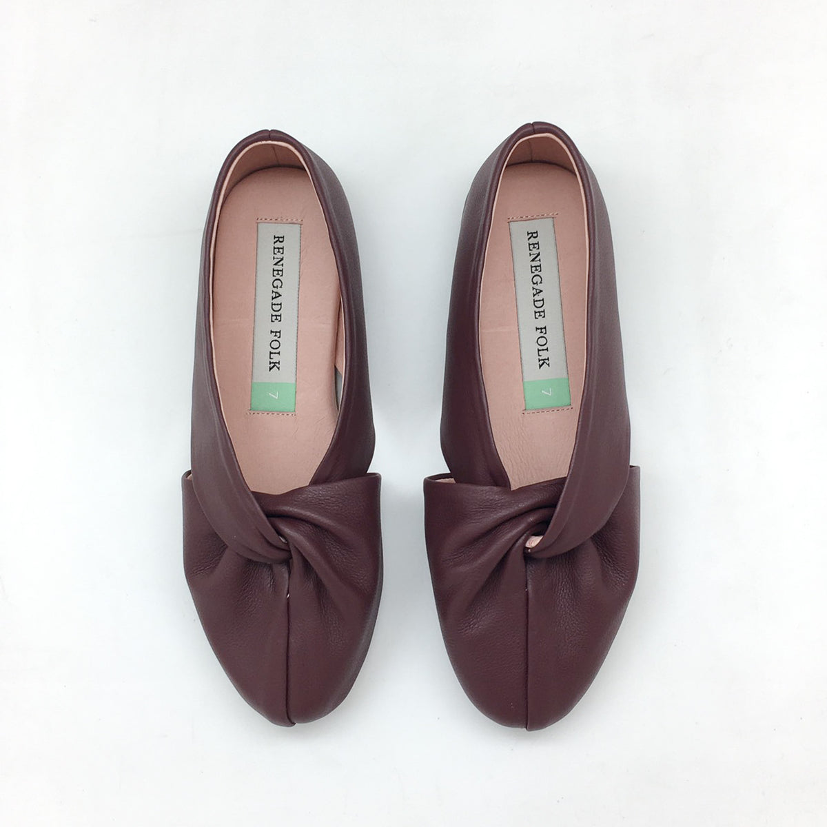 Knotted Flats