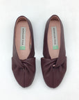 Knotted Flats