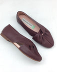 Knotted Flats